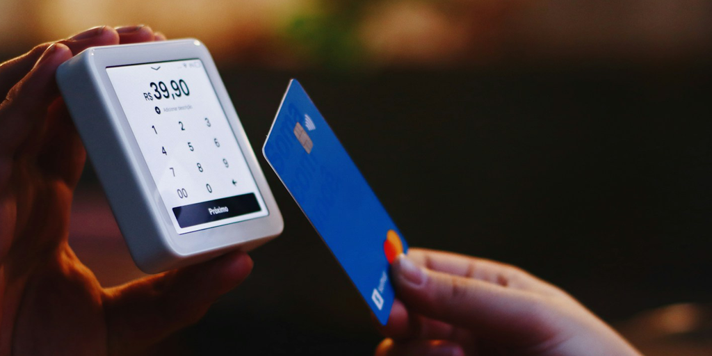 Bezahlen mit Karte — andererorts ein Standardvorgang für Geflüchtete (Foto: Nathana Reboucas / unsplash.com)